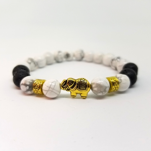 Mindful Souls Howlite and Lava Stone Diffuser Bracelet, OS - Picture 3 of 3